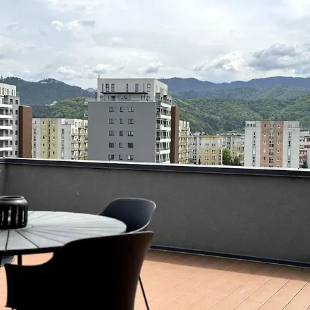 Skylark - Tokyo Penthouse With Jacuzzi, Movie Theater & Panoramic View アパート