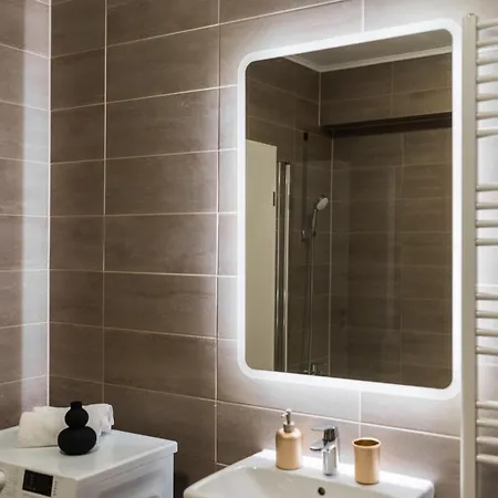 Skylark - Tokyo Penthouse With Jacuzzi, Movie Theater & Panoramic View アパート