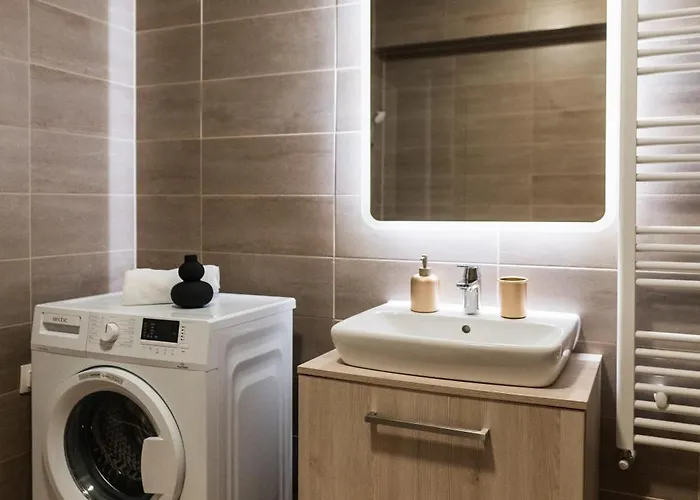 Skylark - Tokyo Penthouse With Jacuzzi, Movie Theater & Panoramic View Apartment *