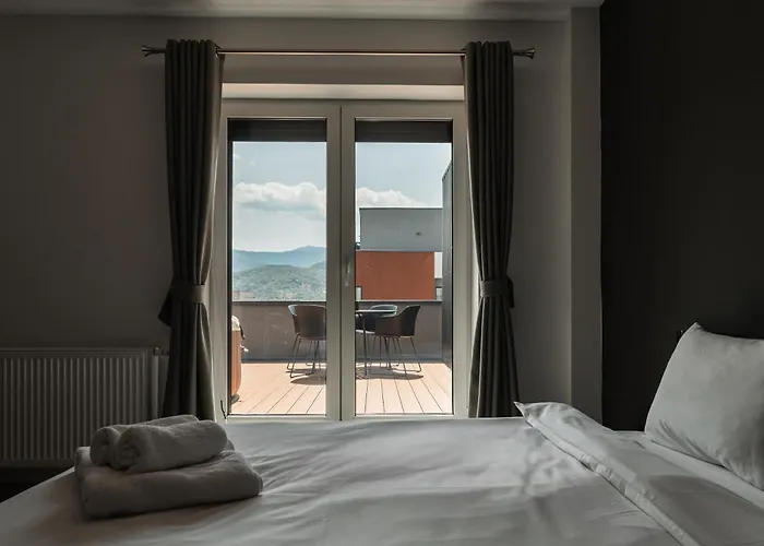 Skylark - Tokyo Penthouse With Jacuzzi, Movie Theater & Panoramic View 아파트 브라쇼브