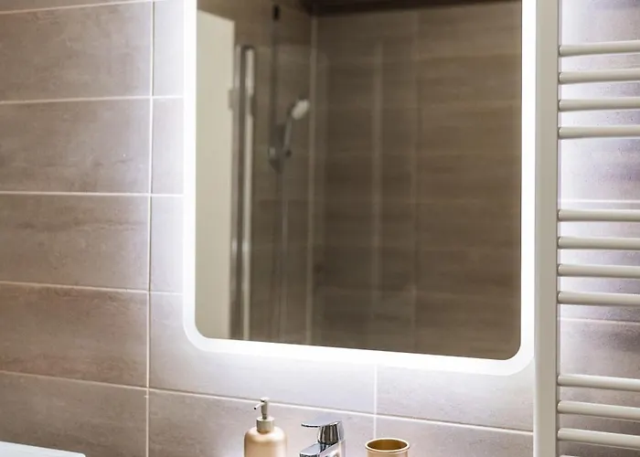 Skylark - Tokyo Penthouse With Jacuzzi, Movie Theater & Panoramic View